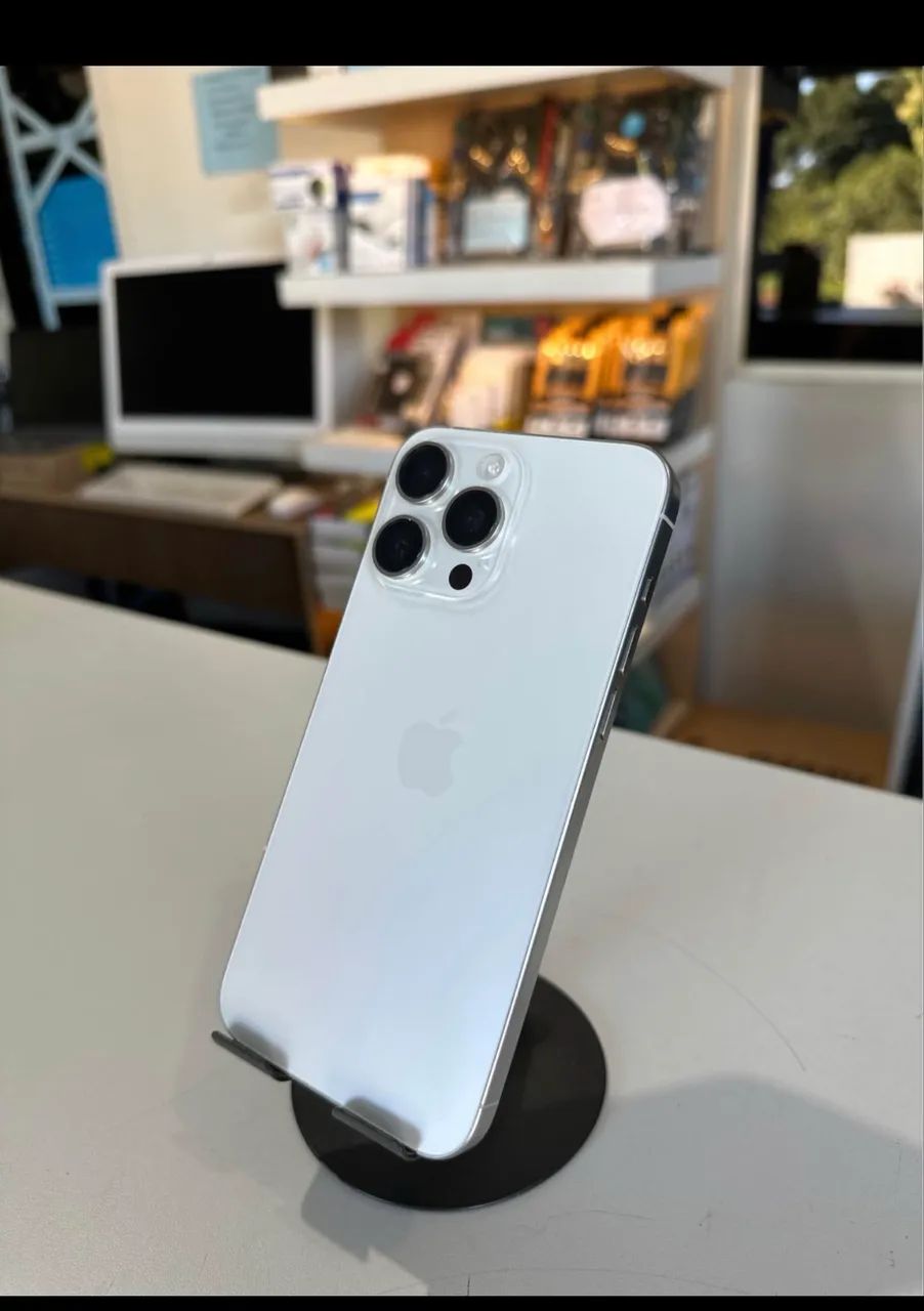 iPhone 15 pro Max  256gb  - Foto 2