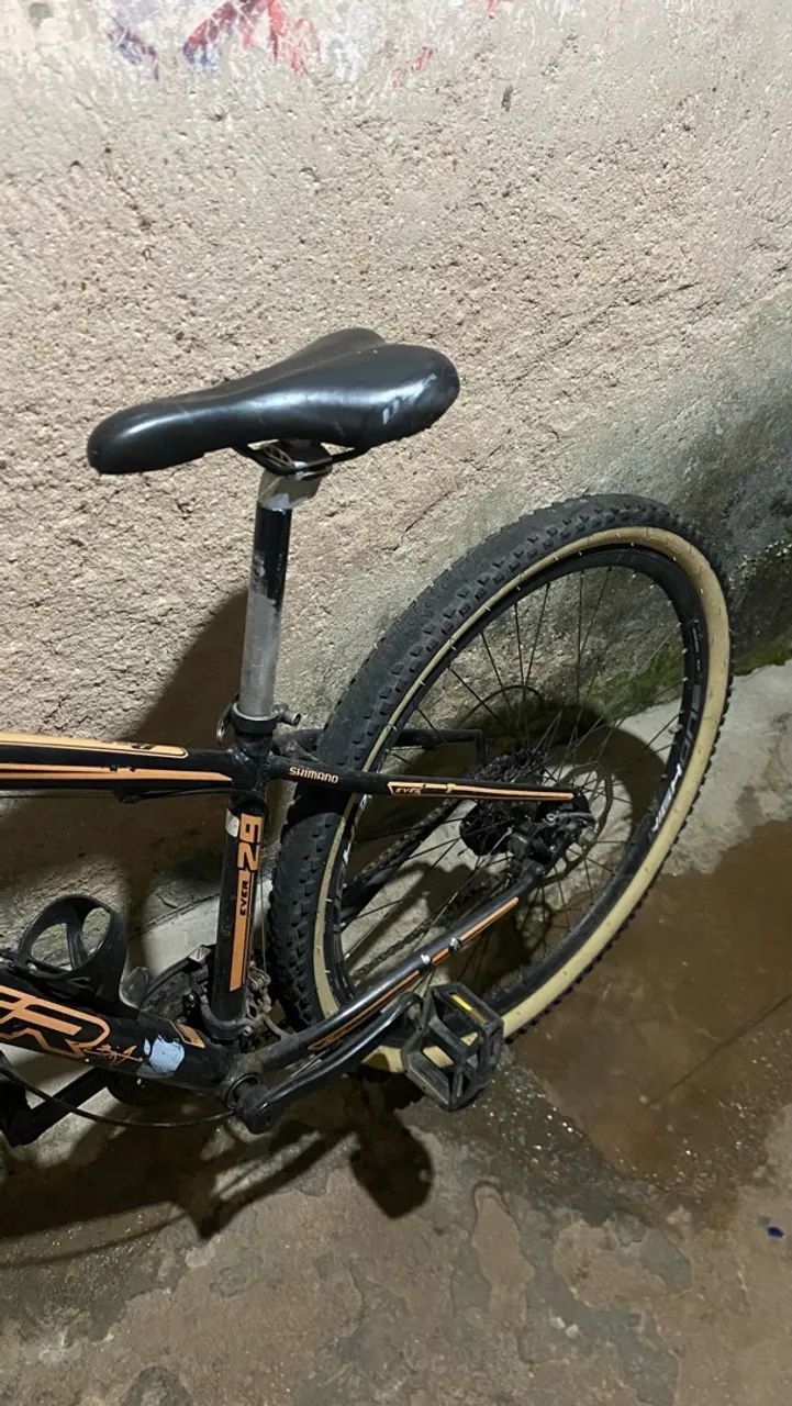Vende-se bicicleta 