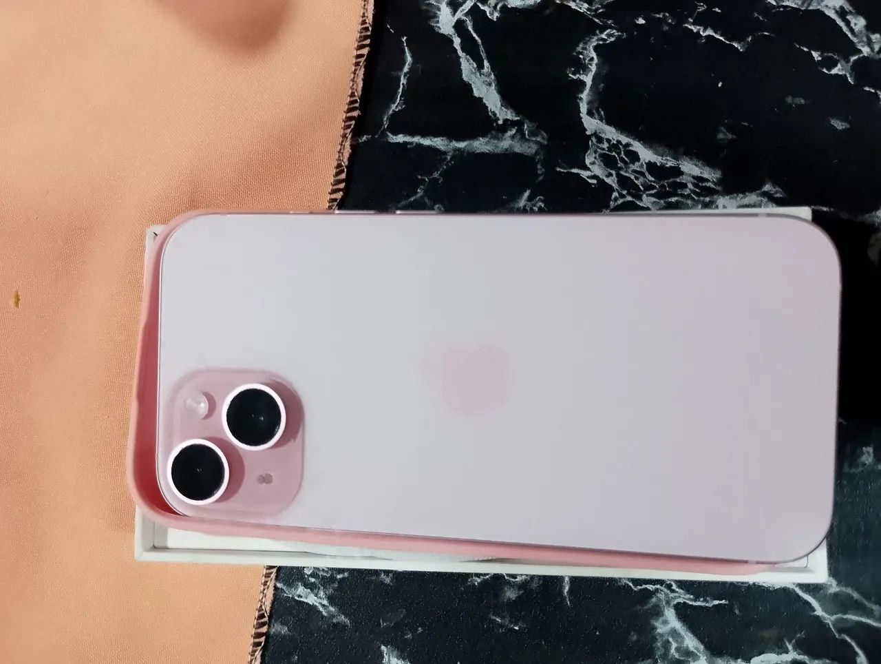 iPhone 15 plus  - Foto 2