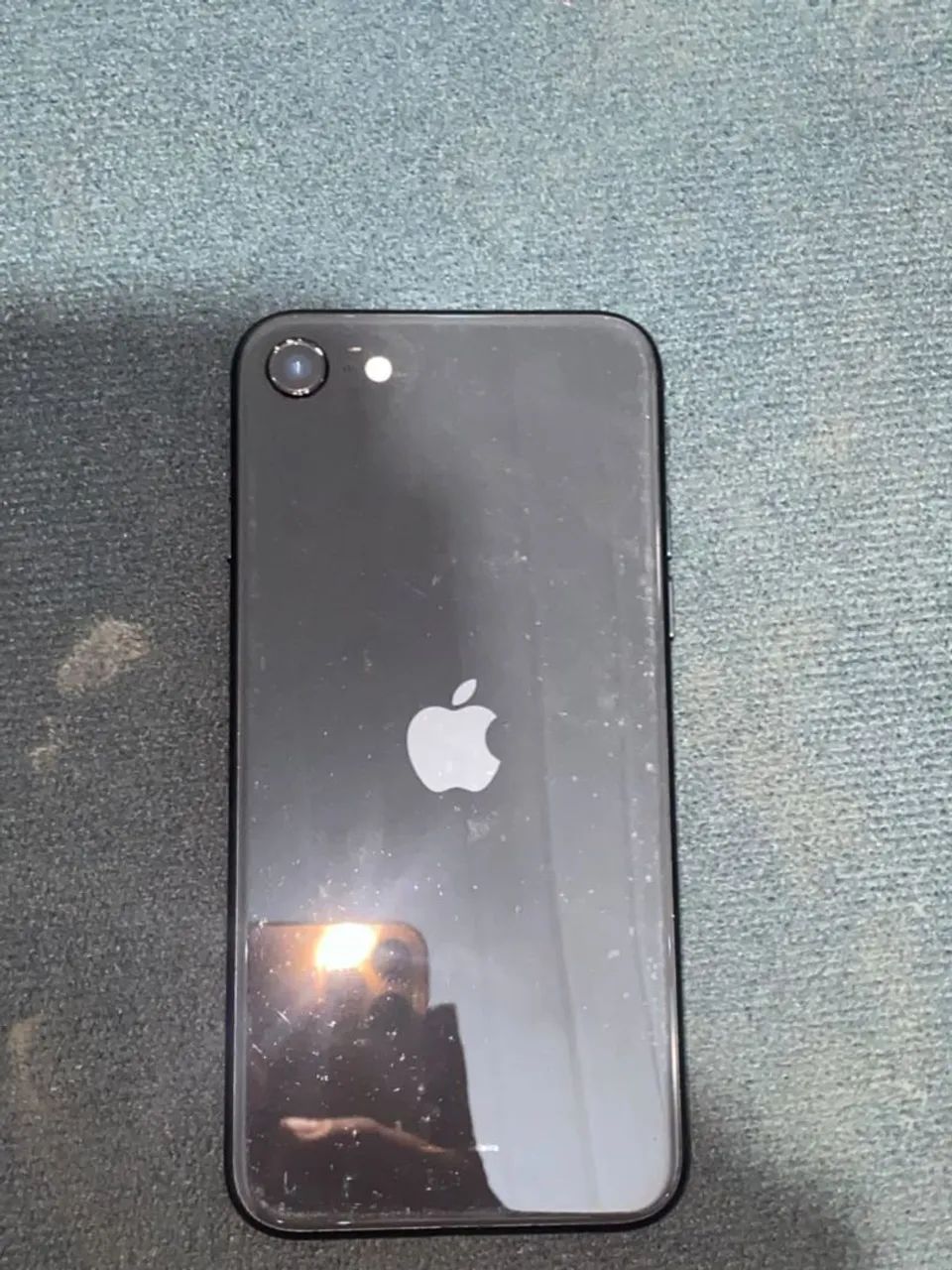 iPhone SE 2020 IOS 27 - Foto 2