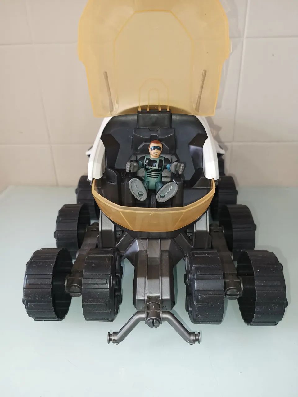 Carrinho Space Explore com bonecos - Foto 3