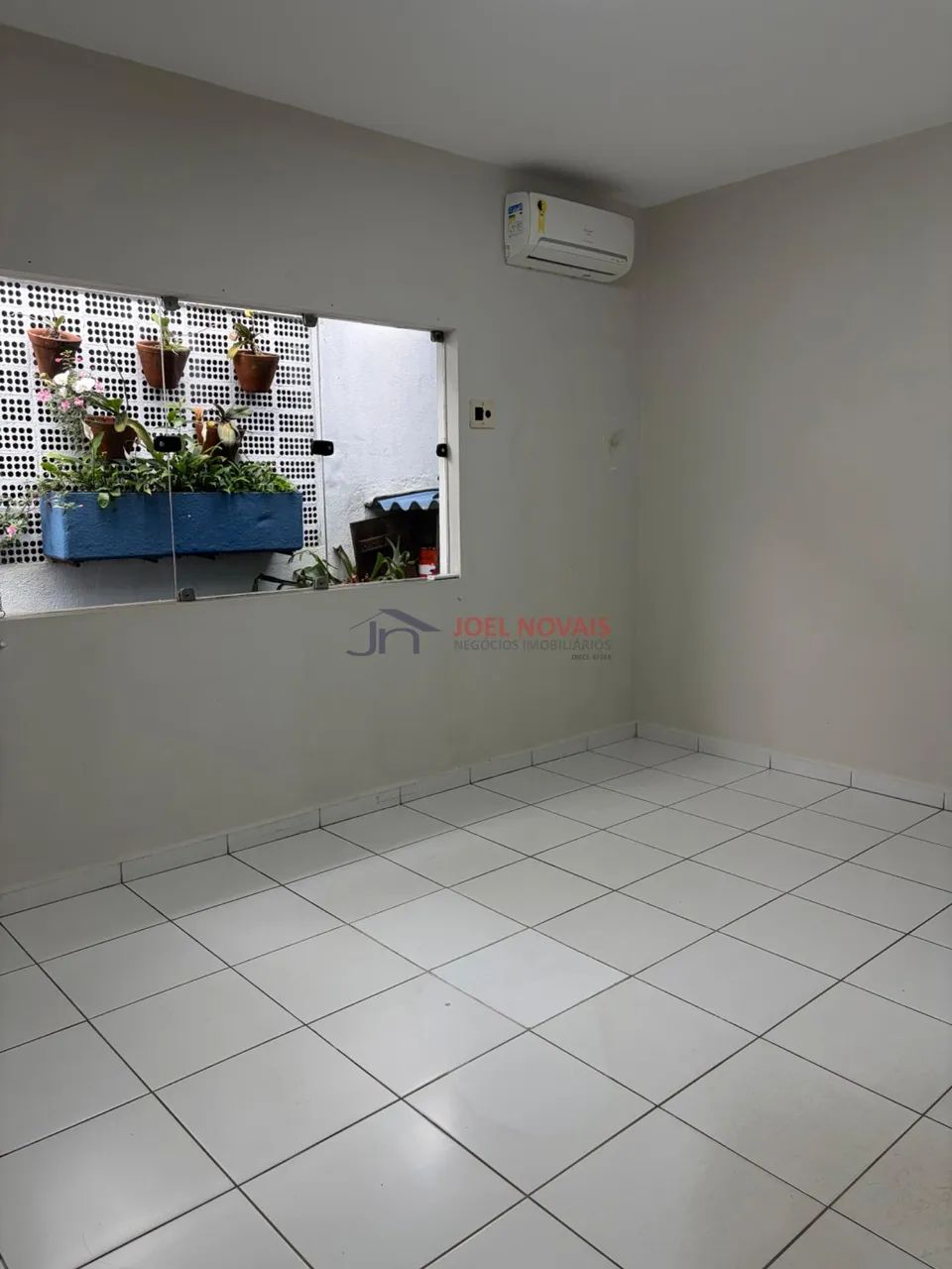 Casa Comercial com 2 entradas e excelente localização em Centro - Mogi das Cruzes