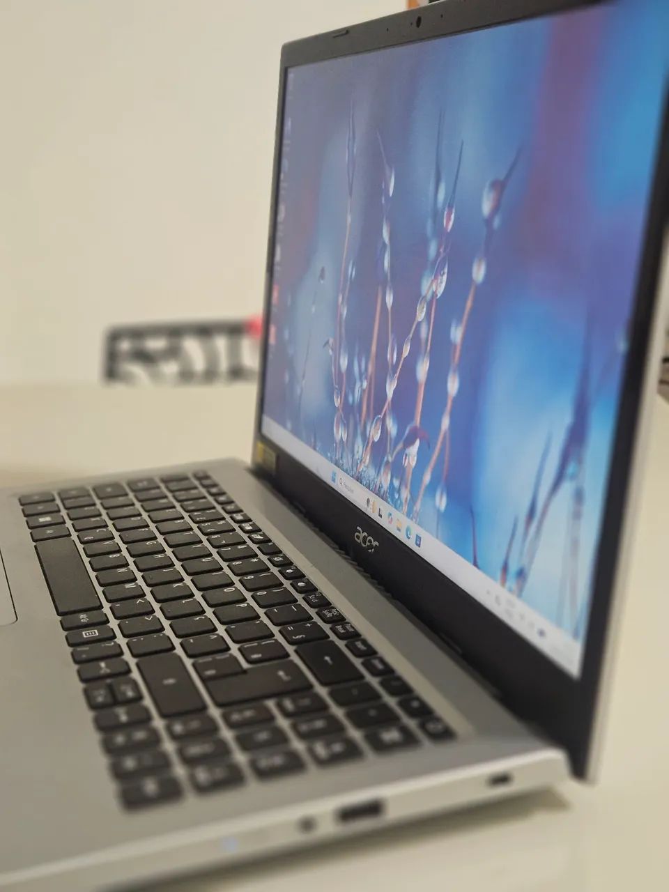 Notebook Acer inspire 3  - Foto 4