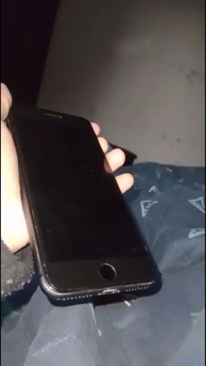 IPHONE 8 PLUS PRETO - Foto 2