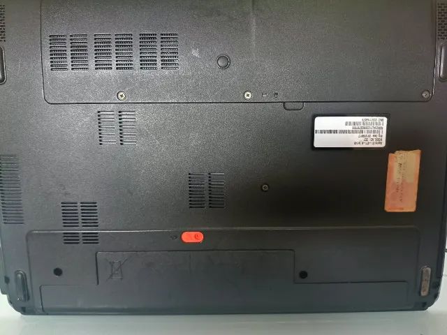 NOTEBOK ACER ASPIRE E1-471 - FUNCIONANDO PERFEITAMENTE - APENAS O PAD MOUSE NAO FUNCIONA - Foto 4