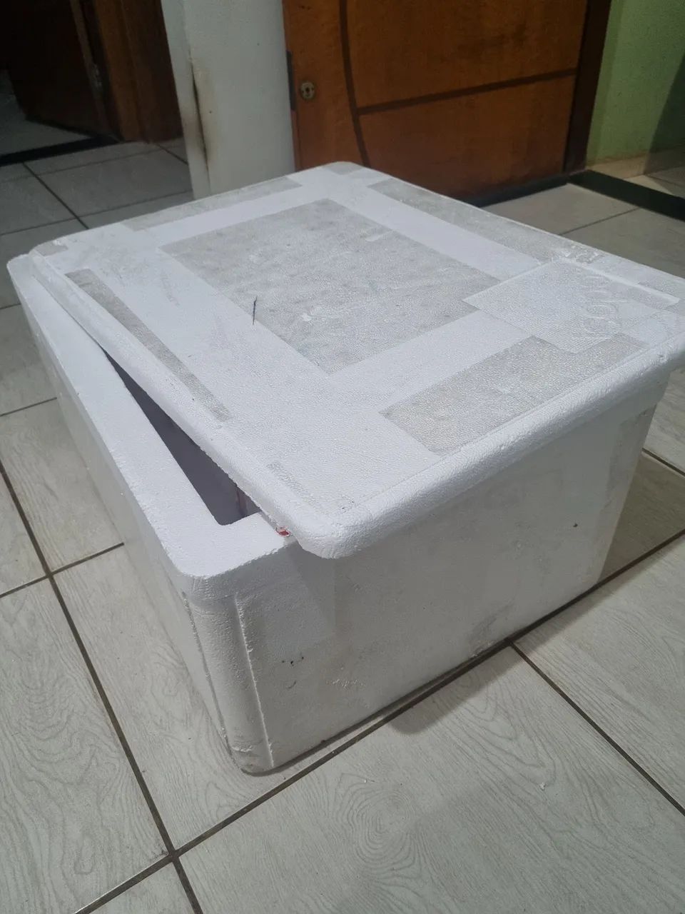 Vendo caixa de isopor grande - Foto 2