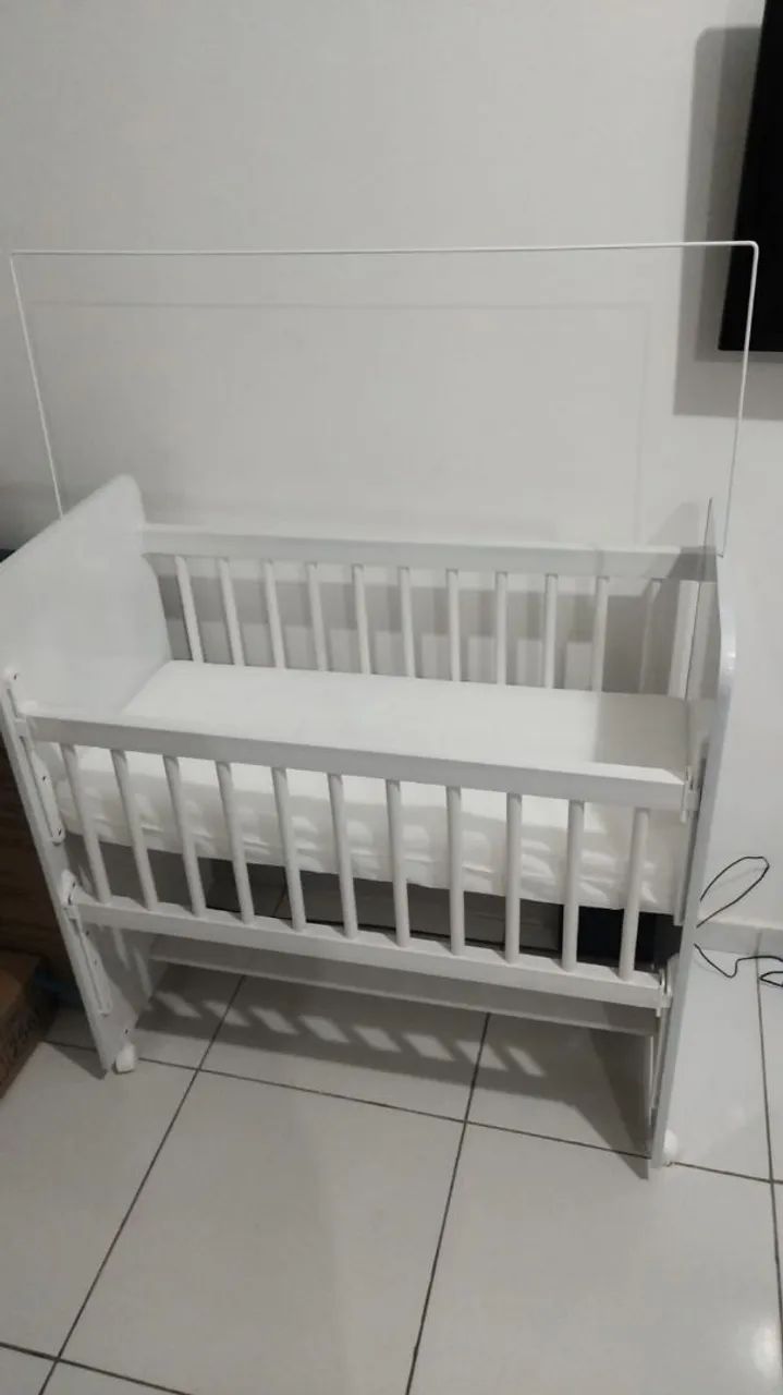 Mine berço acompanha colchão 