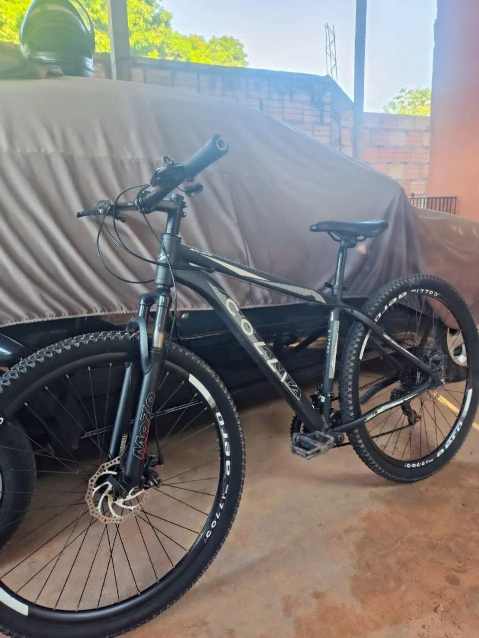 Bicicleta único dona pouco usada 