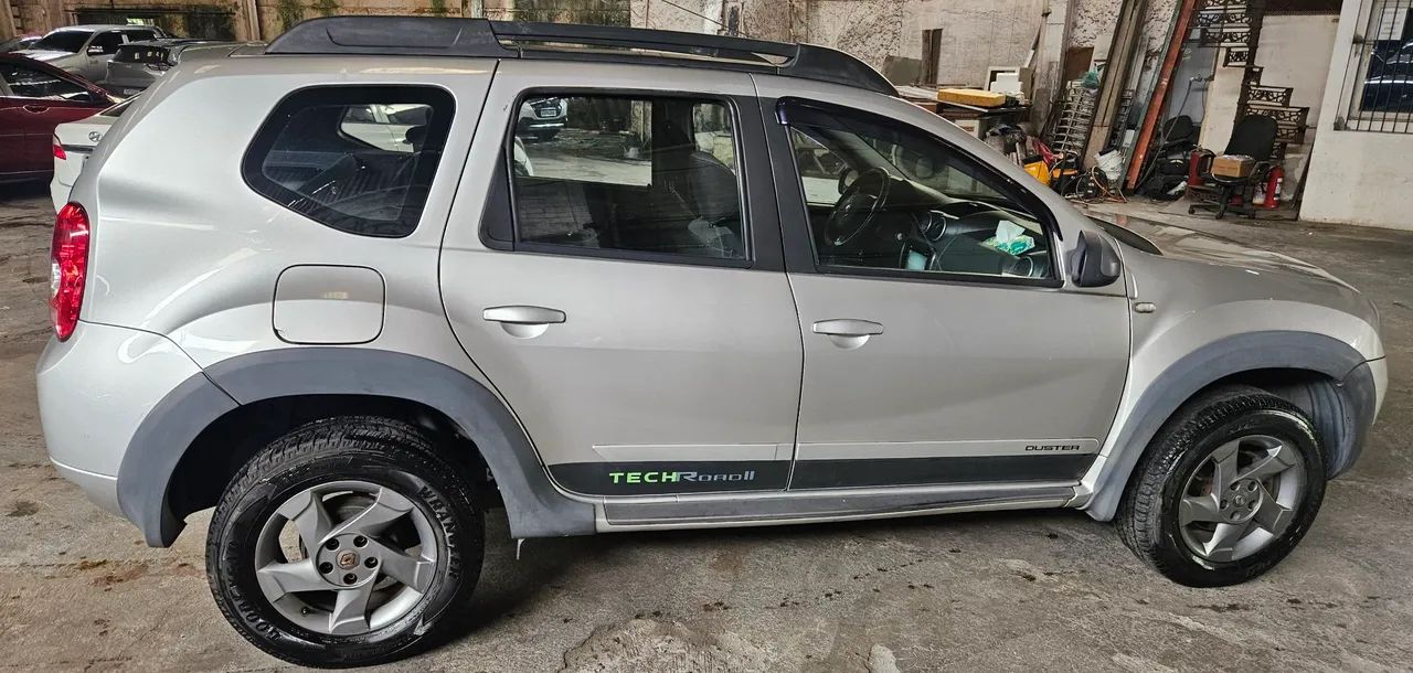 Renault Duster Dynamique 2.0 Hi-flex 16V Mec. 2015 - Foto 2