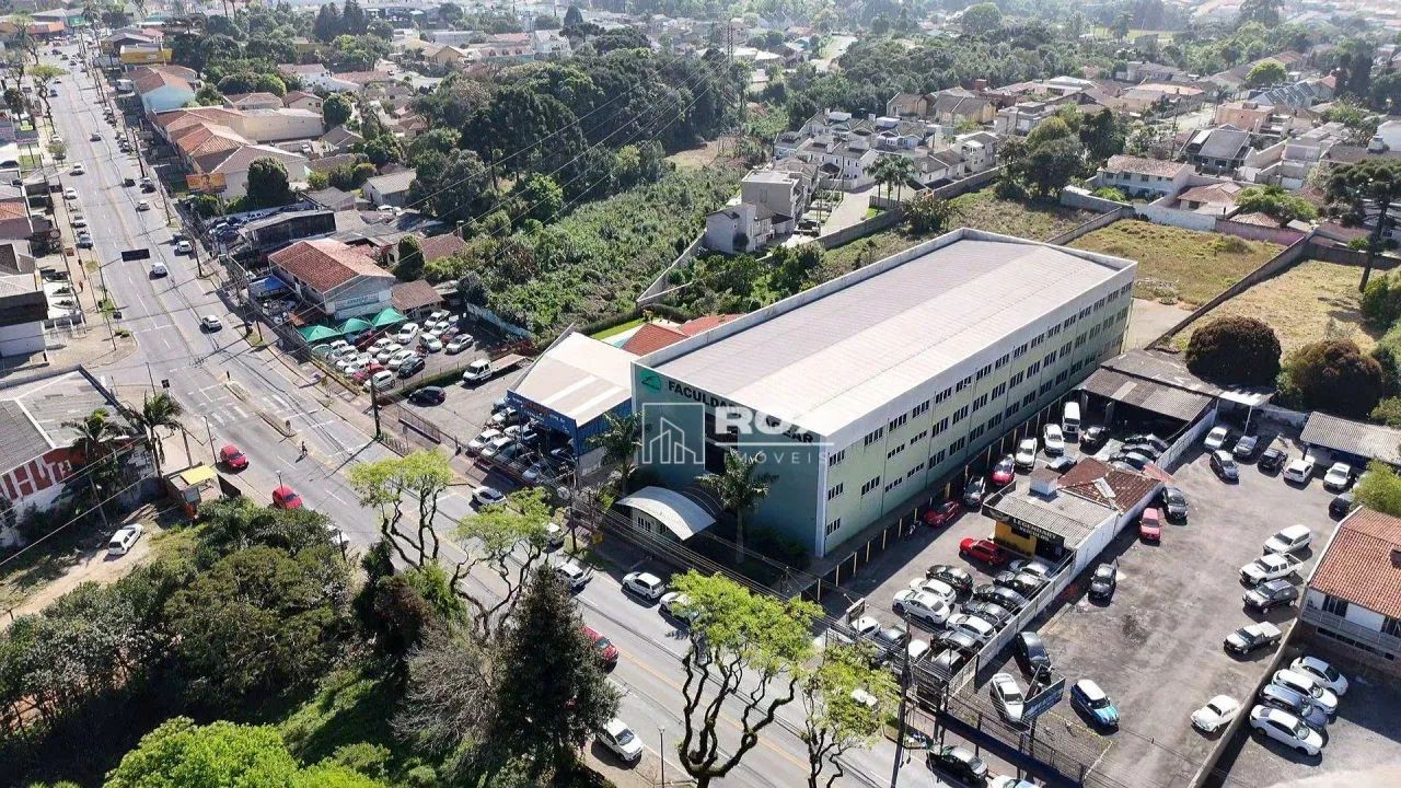 Excelente imóvel comercial de 4.238m² de área construída no bairro Orleans - Foto 2