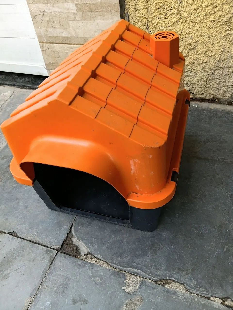 Casinha para cães e gatos 