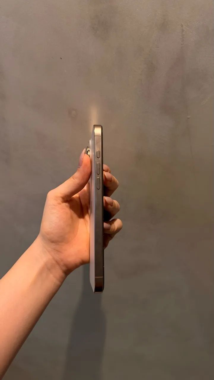 Iphone 16 Pro Max  - Foto 3