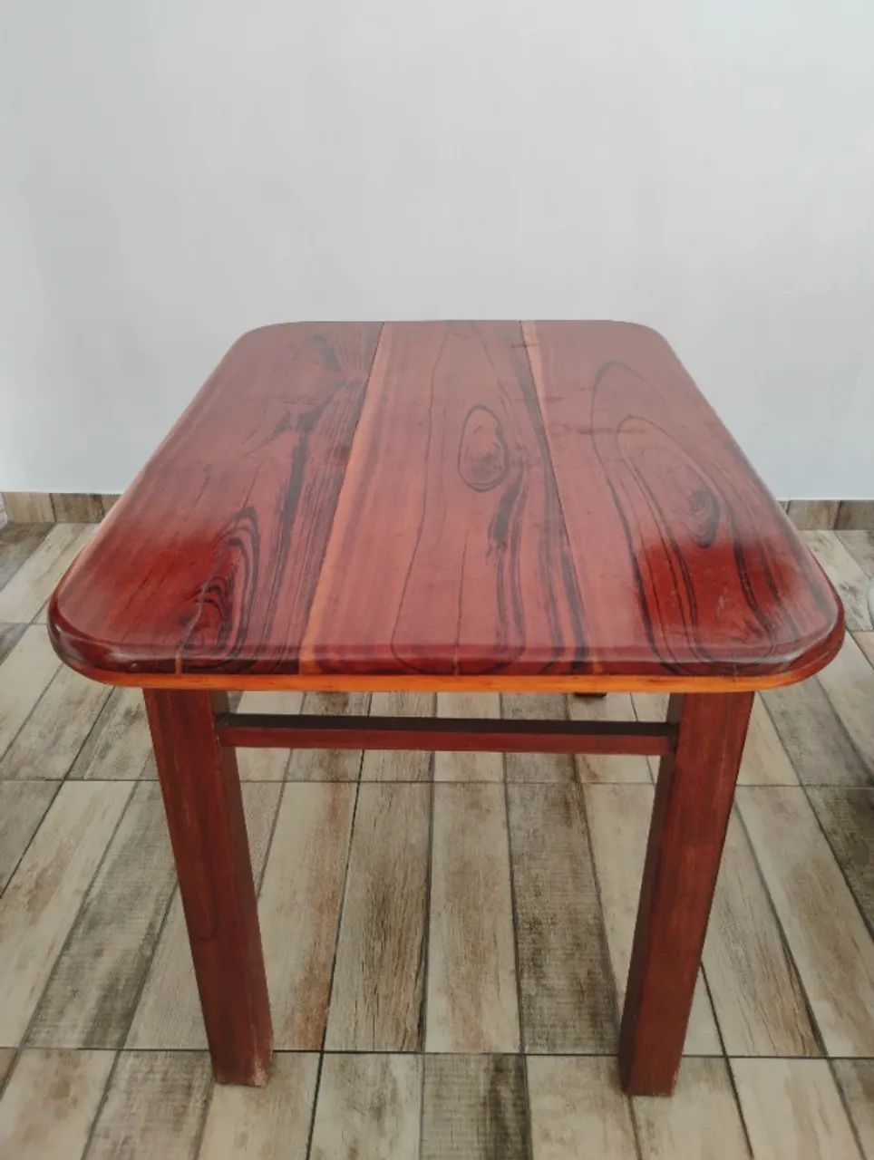 Mesa de madeira 4 lugares - Foto 2