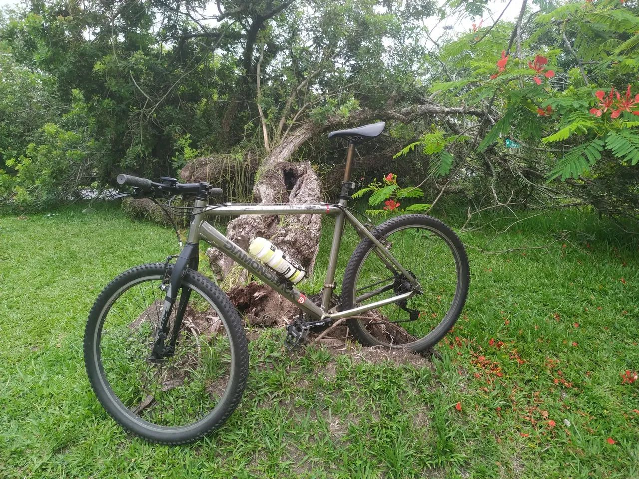 Bicicleta Diamondback Sorrento alumínio Deore - Foto 2