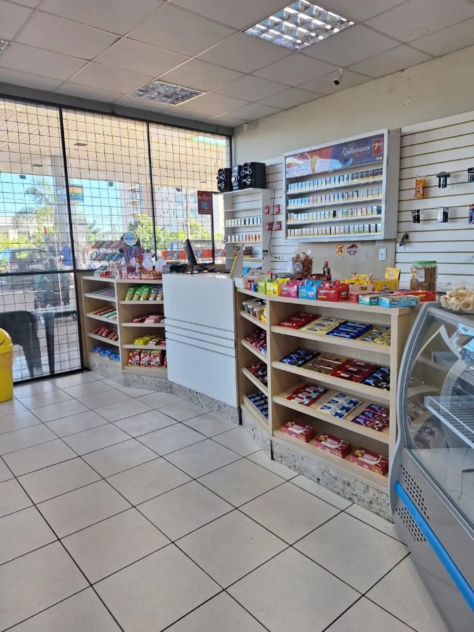VENDE-SE CONVENIÊNCIA 