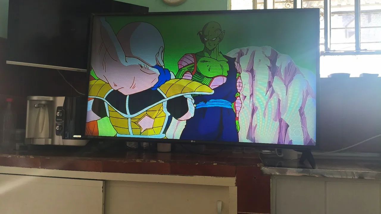 TV LG 50 polegadas com problema na tela  - Foto 3