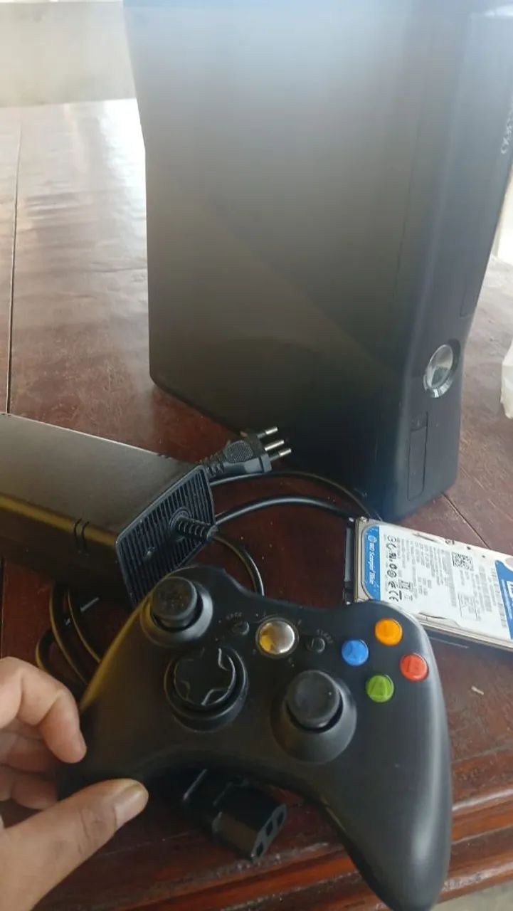 Xbox 360 Slim 
