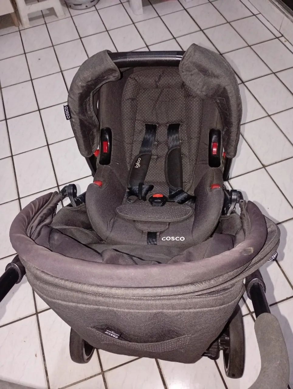 Vendo carrinho e bebê conforto  - Foto 3