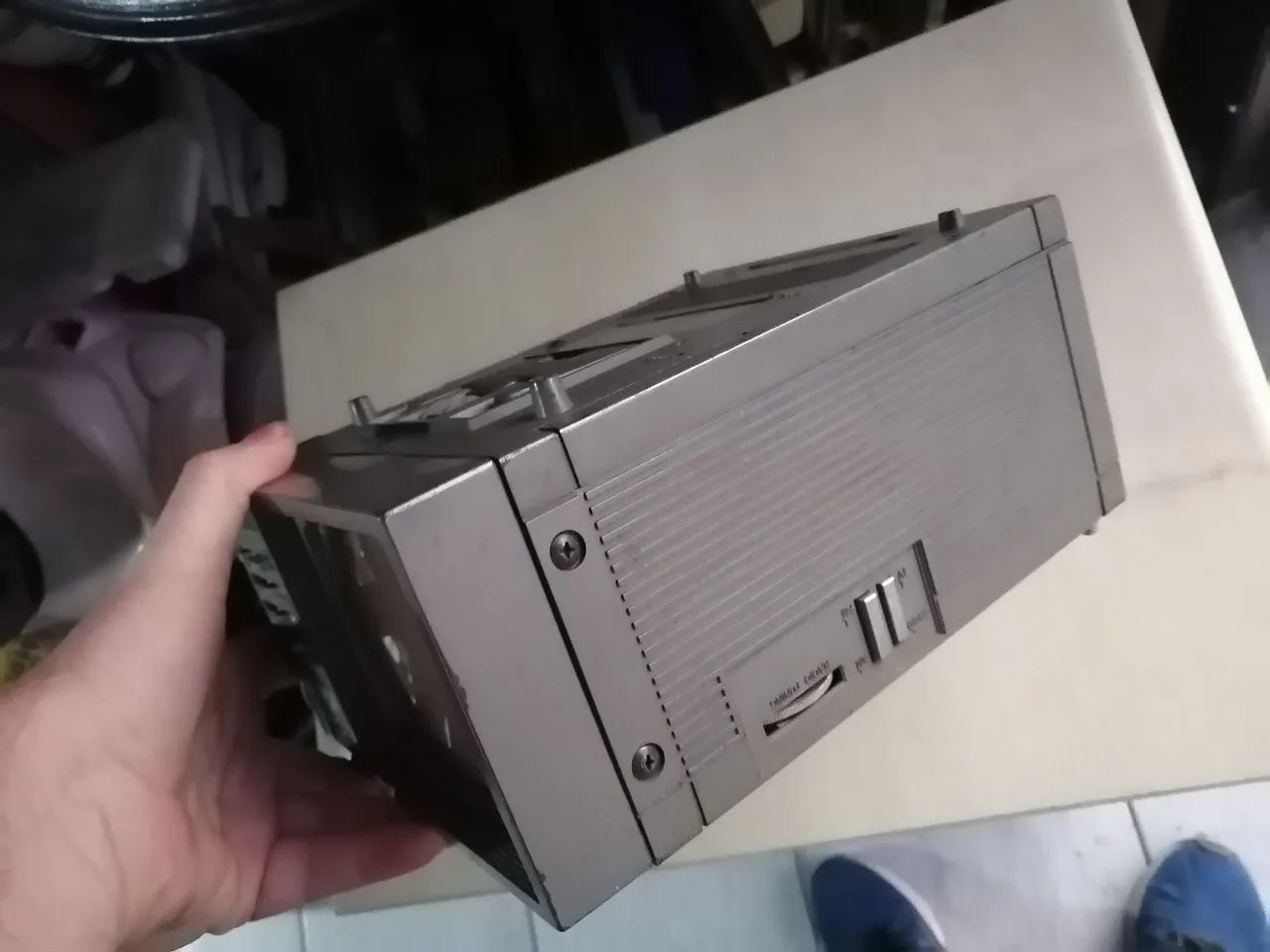 Mini TV antiga,  sem teste, venda sem garantia! - Foto 4