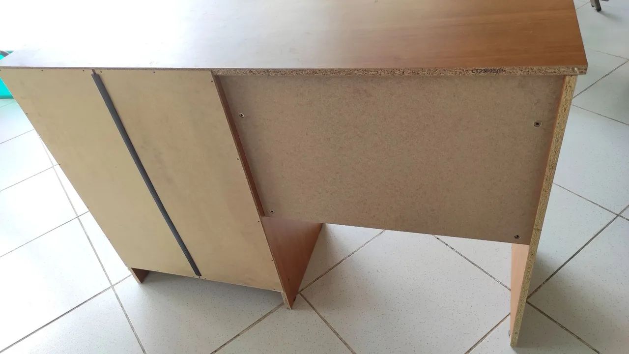 Escrivaninha com caveta e portas  - Foto 5