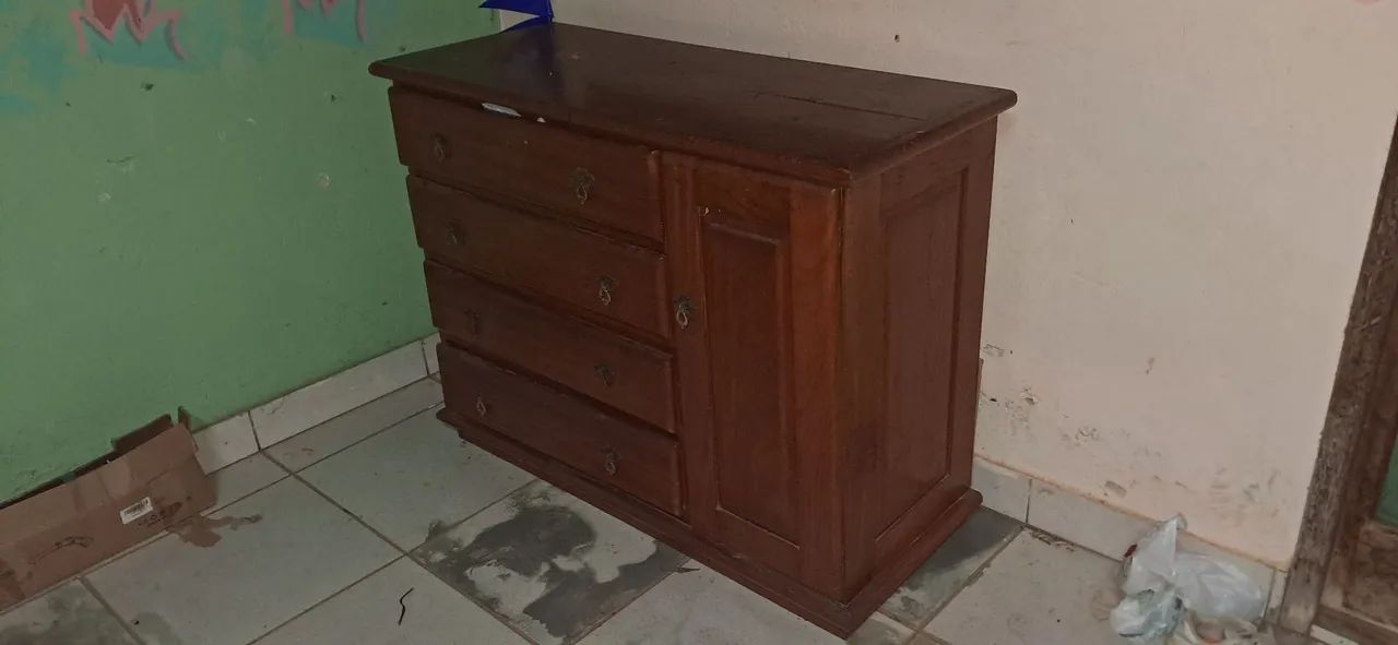 Cômoda madeira 