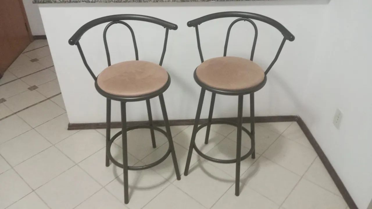 Kit com 2 Banquetas Giratórias 