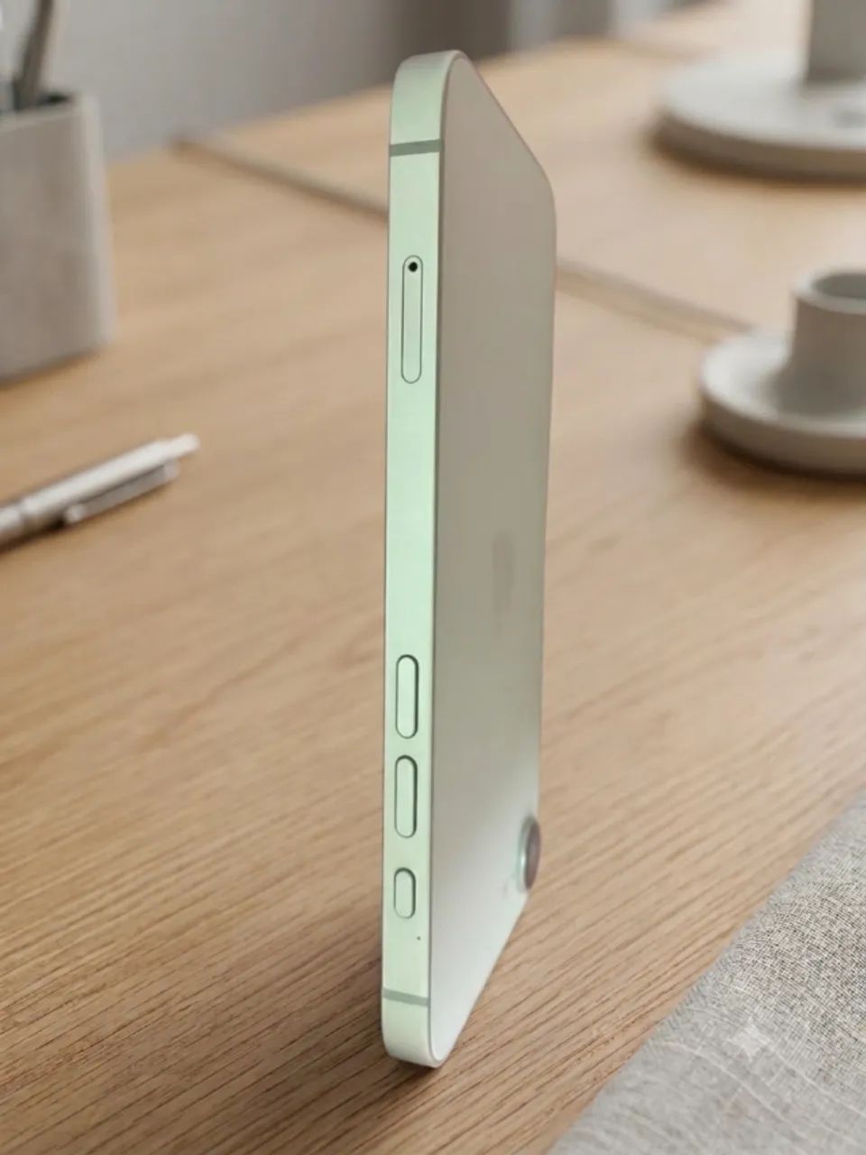 iPhone 16e 128GB Branco  - Foto 3