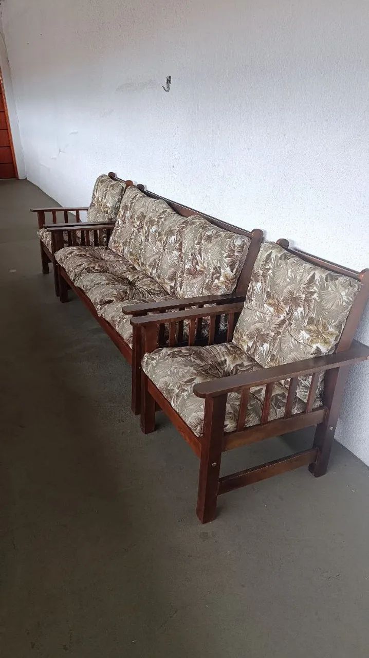 Sofá madeira 