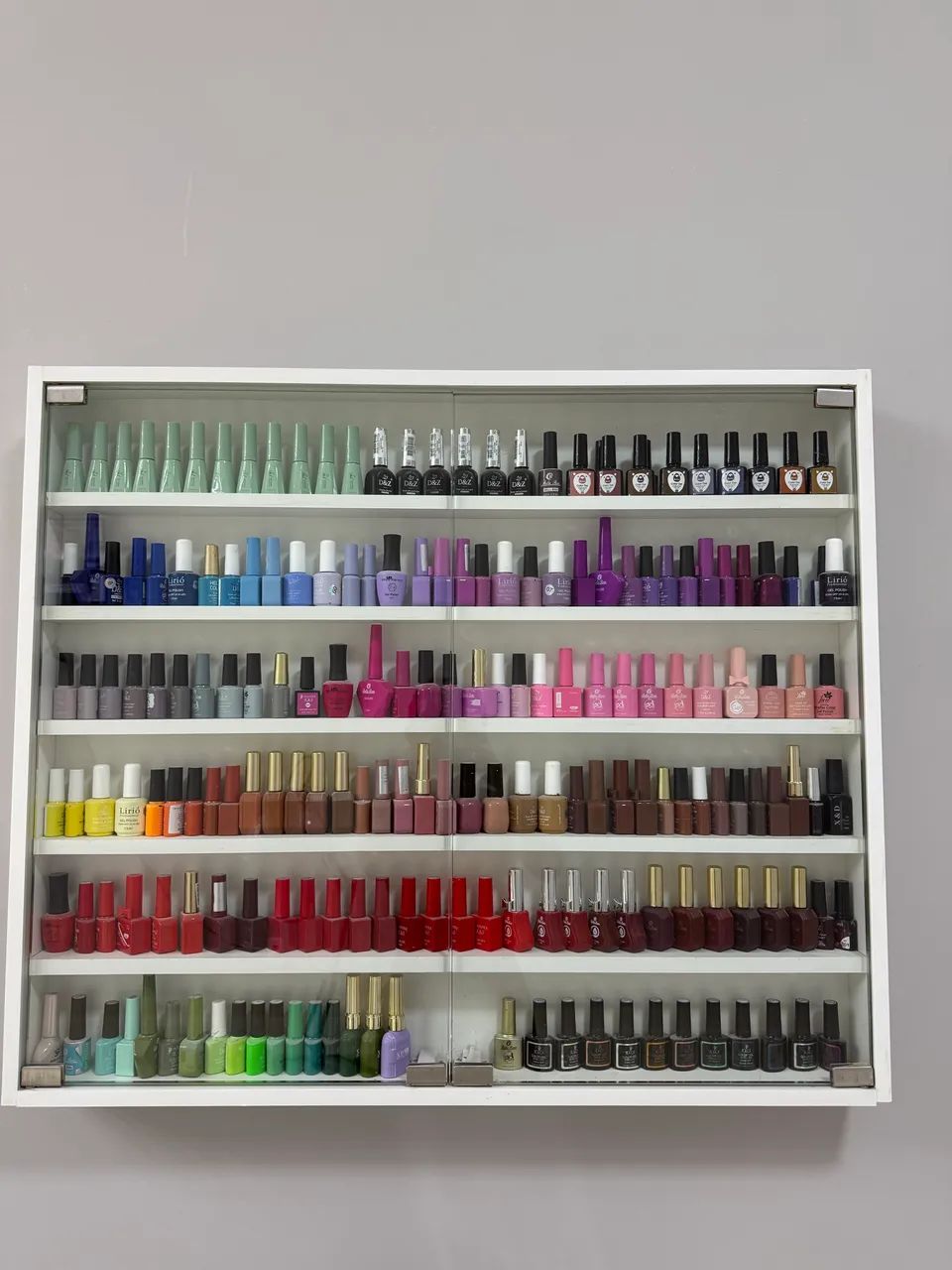 Expositor de esmaltes 