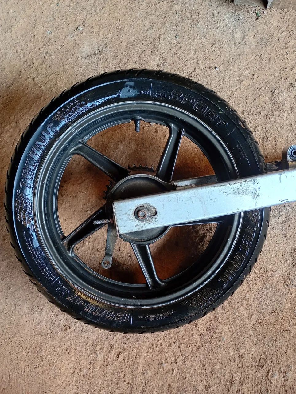 Roda traseira da tuister 250 - Foto 2