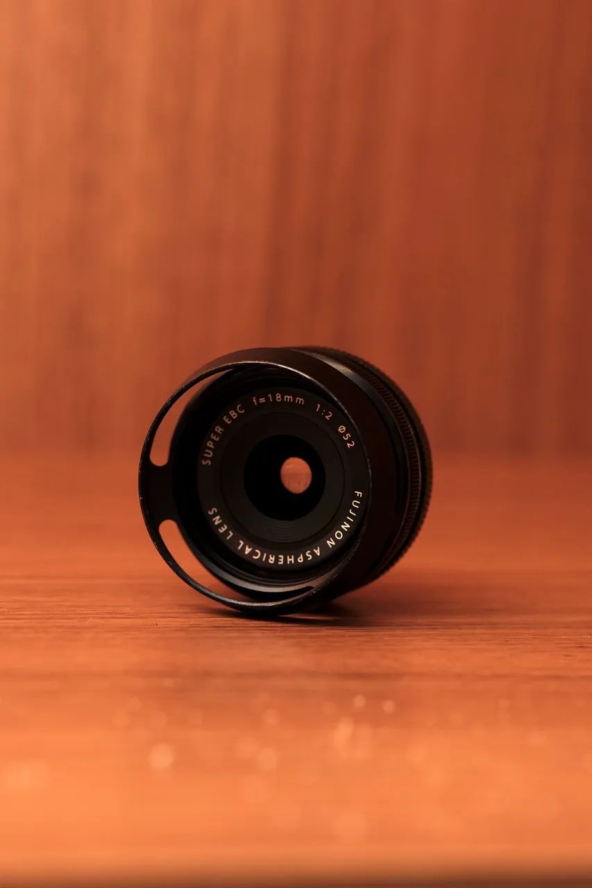 Lente Fujifilm 18mm f2