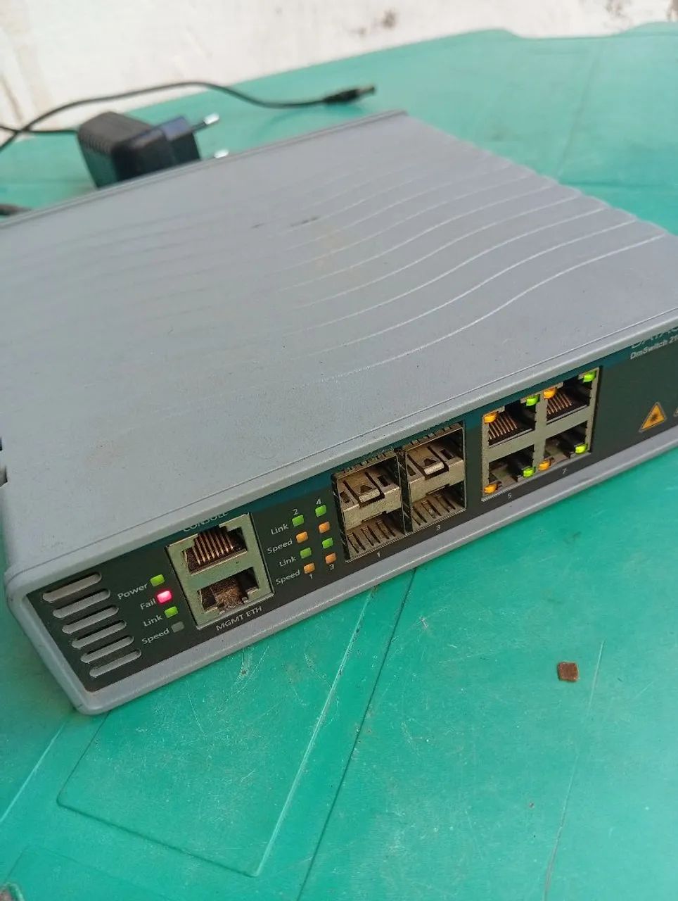 Switch Edd 8 Portas Datacom Dmswitch 2104g2- Edd<br>