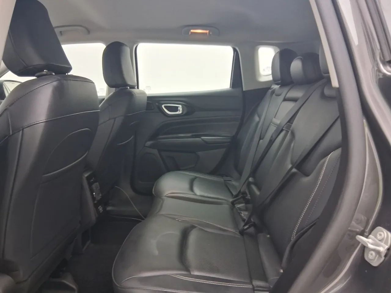 Jeep Compass LONG. T270 1.3 TB 4x2 Flex Aut., foto 17 de 18