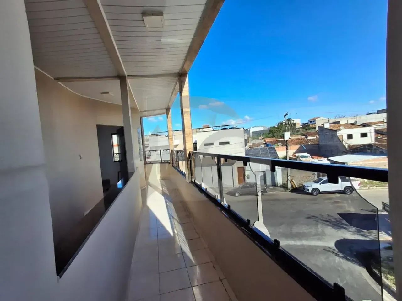 Apartamento no Centro de Nossa Senhora da Glória - 4 Quartos, 3 Banheiros e Varanda