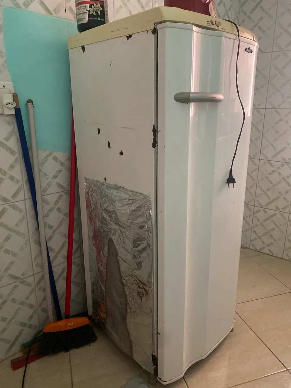 Geladeira com defeito 