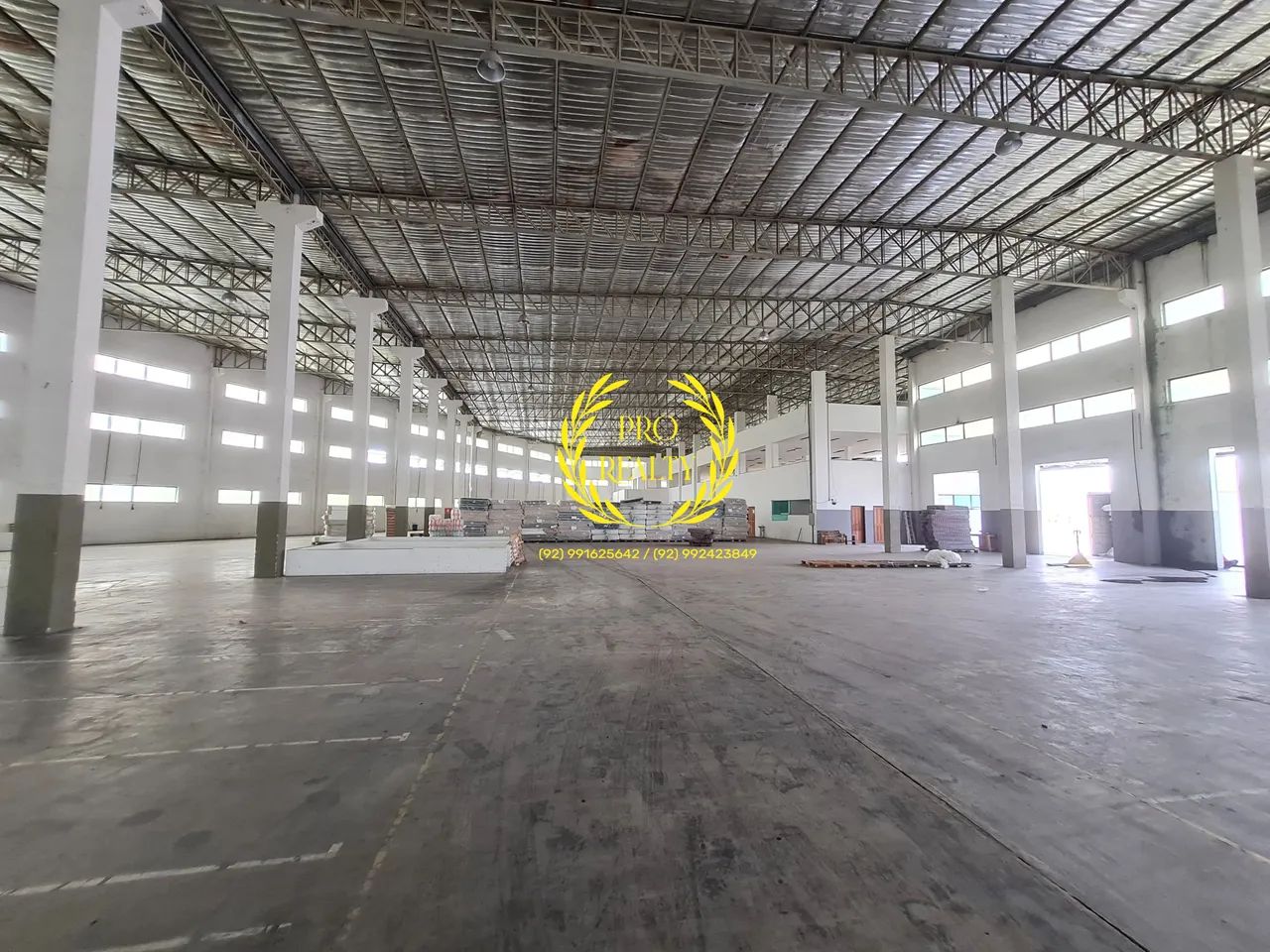 Galpão Distrito 2/ Habite-se e AVCB/ 2.000m²/  Docas e pátio/ condomínio/ - Foto 2