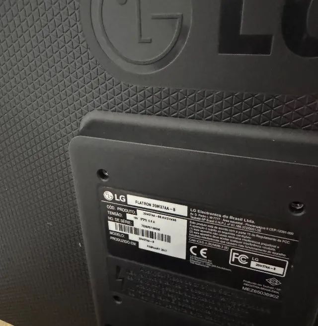 Monitor LG 19,5, modelo Flatron 20M37AA-B - Foto 2