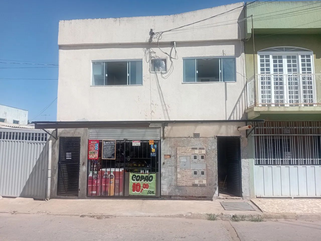 Vendo sobrado com 5 aluguéis 