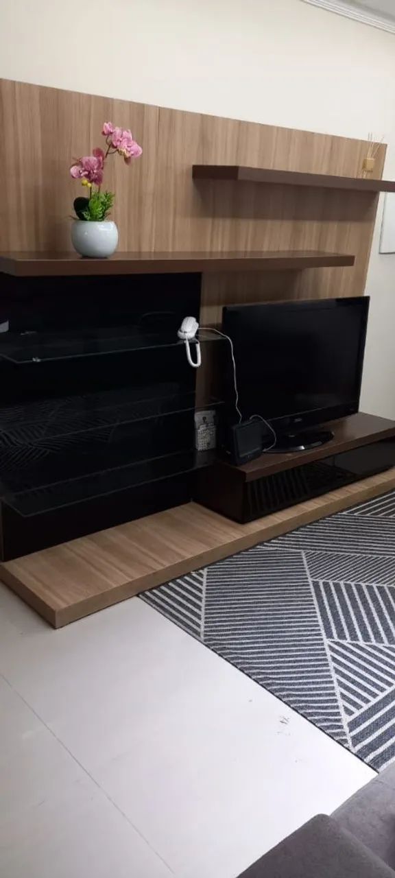 Rack com painel - Madeira - Foto 2