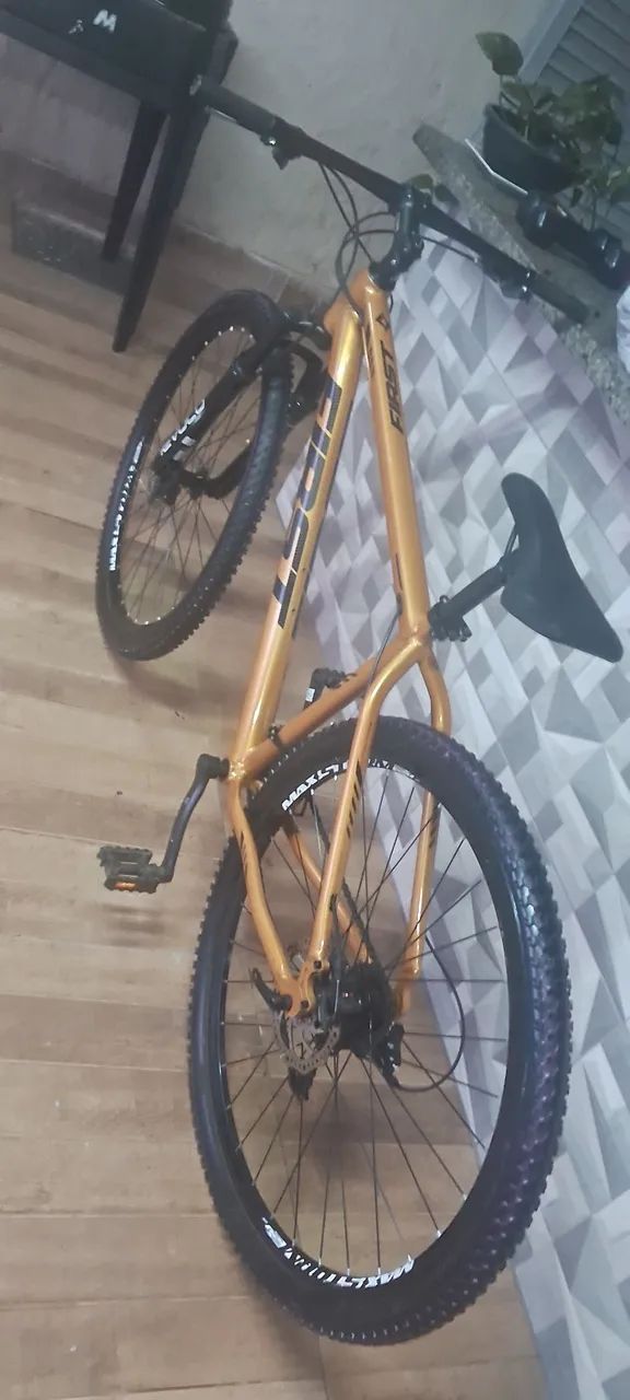 Bicicleta aro 29em ótimo estado de conservação  - Foto 5