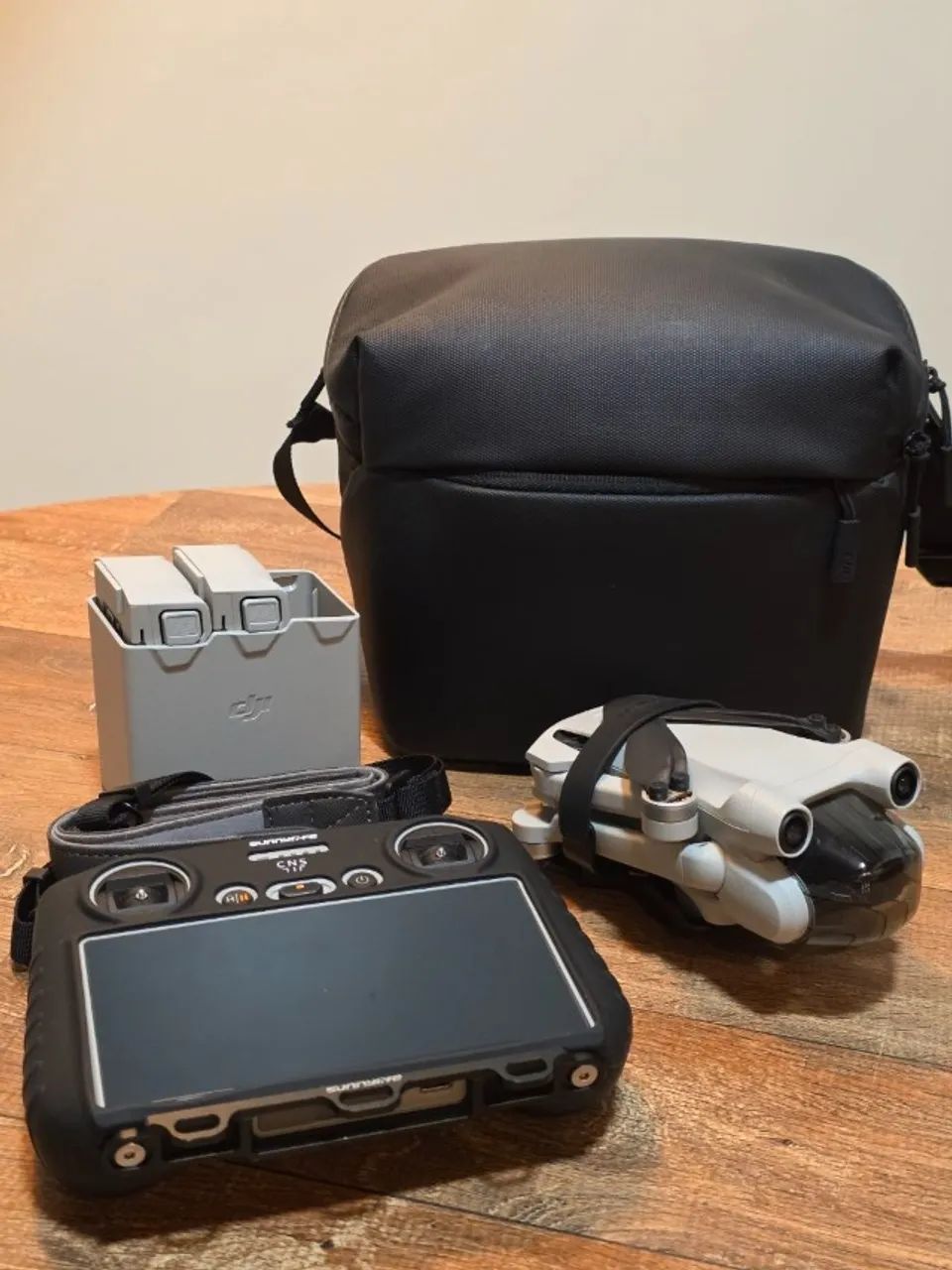DJI Mini 3 Pro Fly More Combo Drone420252233069373445