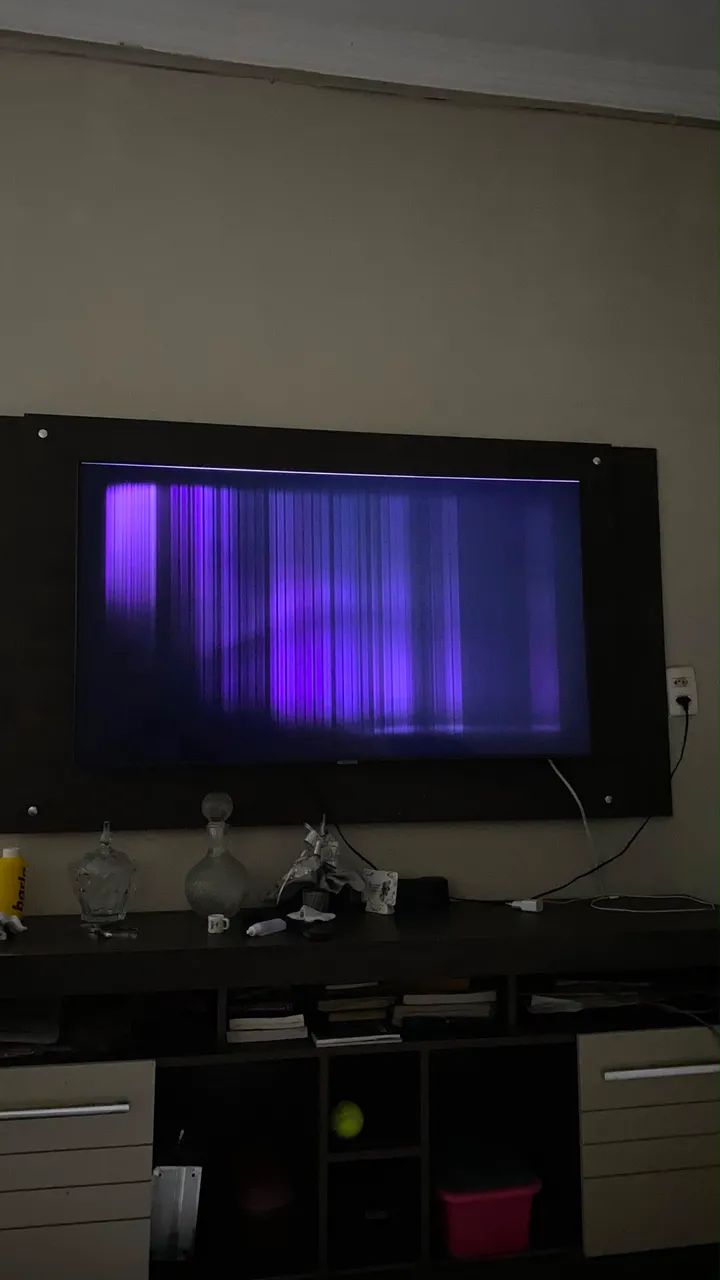 Televisão samsung 50 polegadas, led queimado