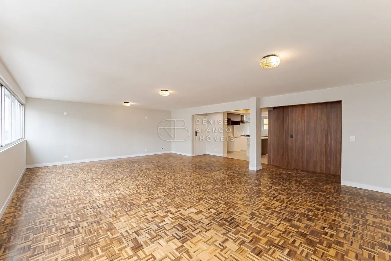 Apartamento Retrofit, no Batel, 204m2, 4 quartos - Foto 4