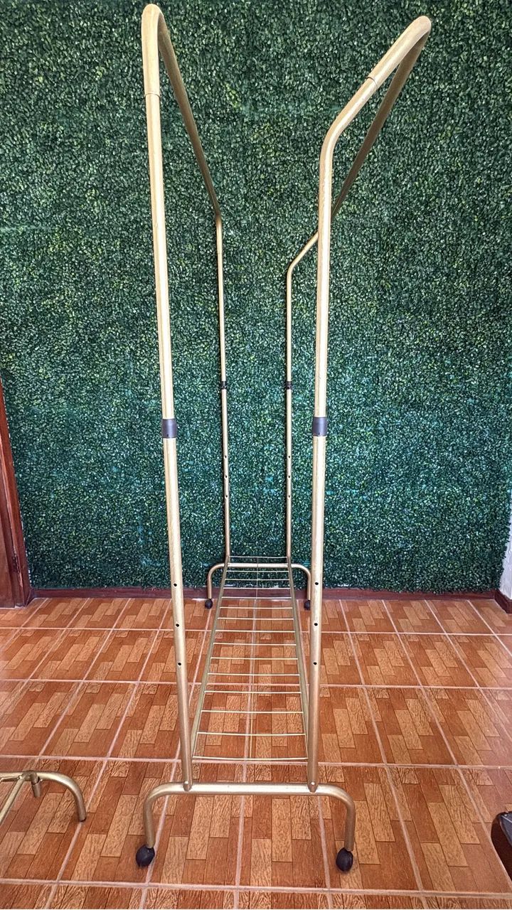 Arara de roupa  - Foto 3