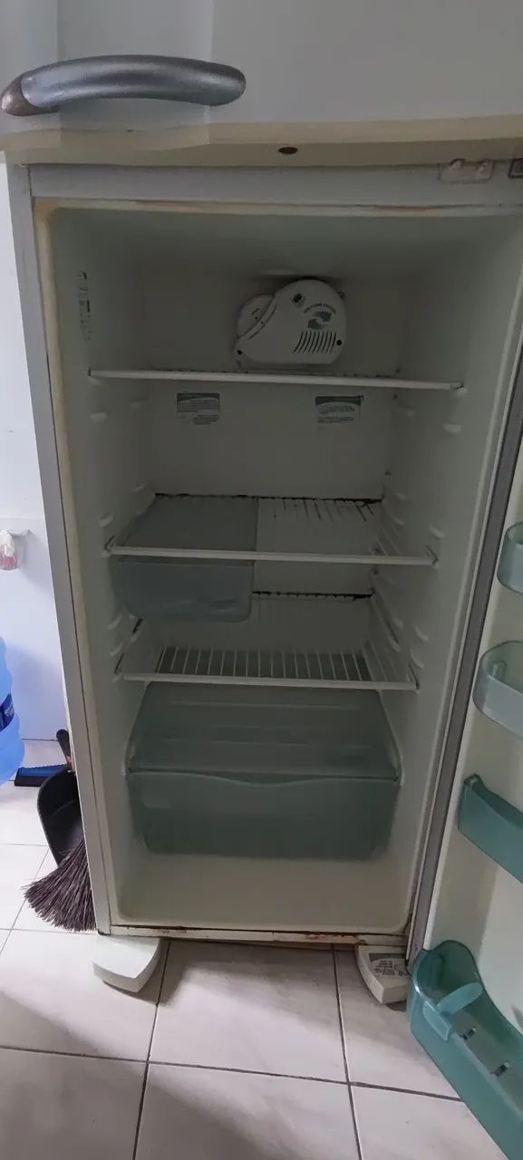 Geladeira Electrolux - Foto 2