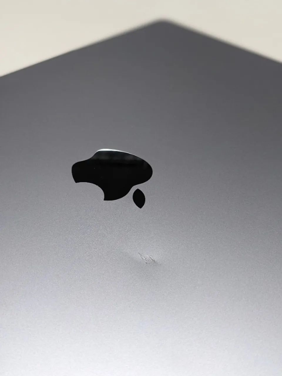 MacBook Pro 16'' polegadas / Chip M1 pro / 16GB de ram / 1TB de armazenamento  - Foto 3