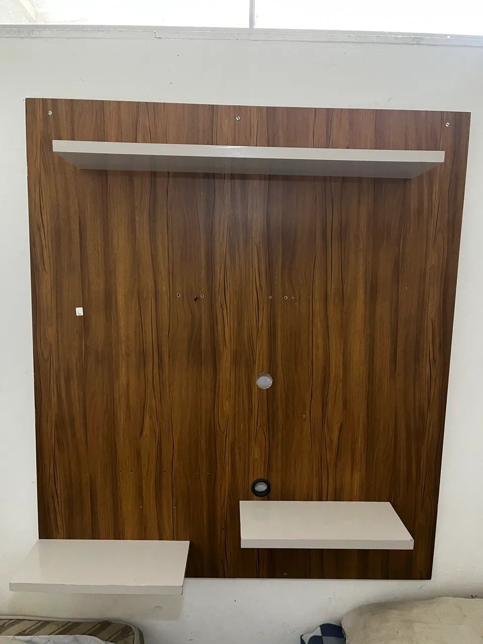 painel / prateleira de madeira