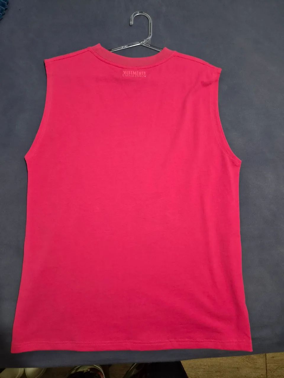 Vetements camisa custom rosa - Foto 2