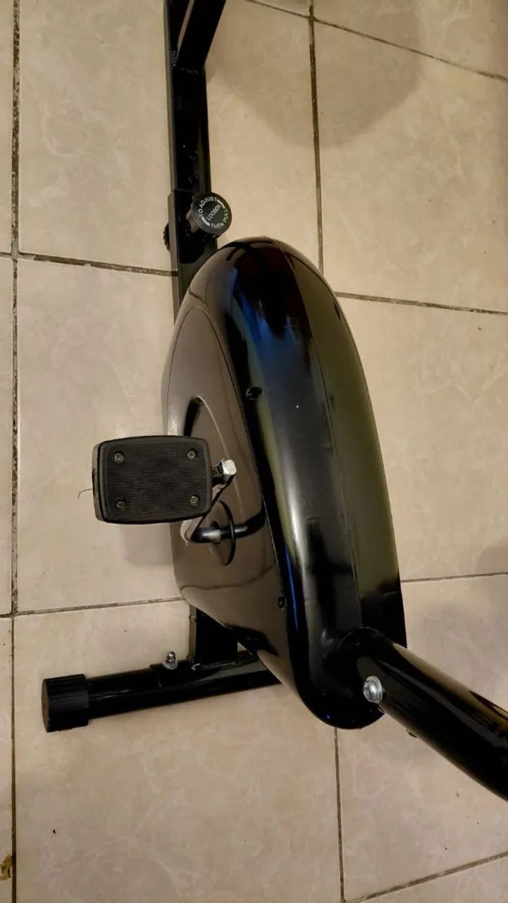 Bicicleta ergométrica Podiumfit horizontal  - Foto 5