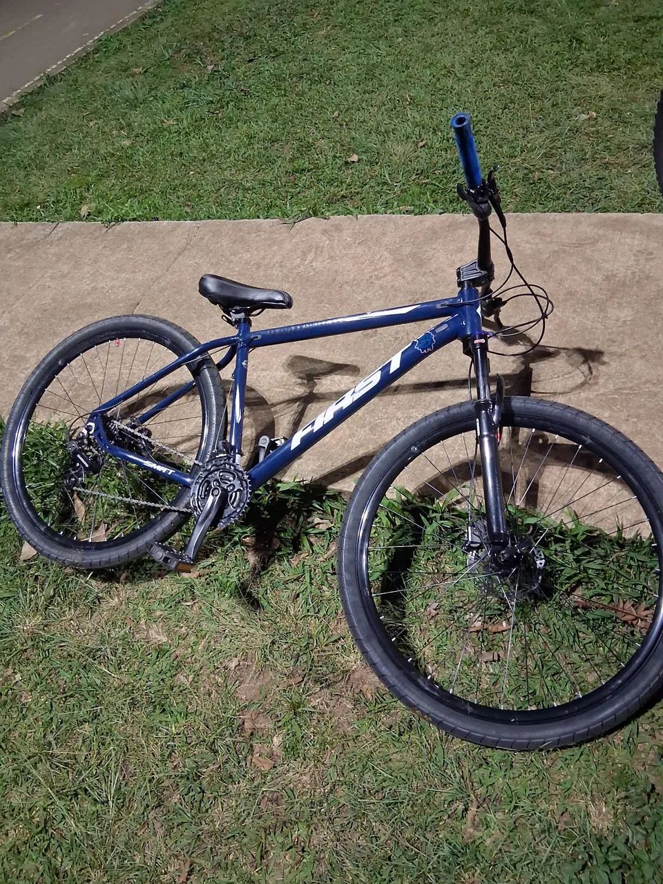 Bicicleta first aro 29